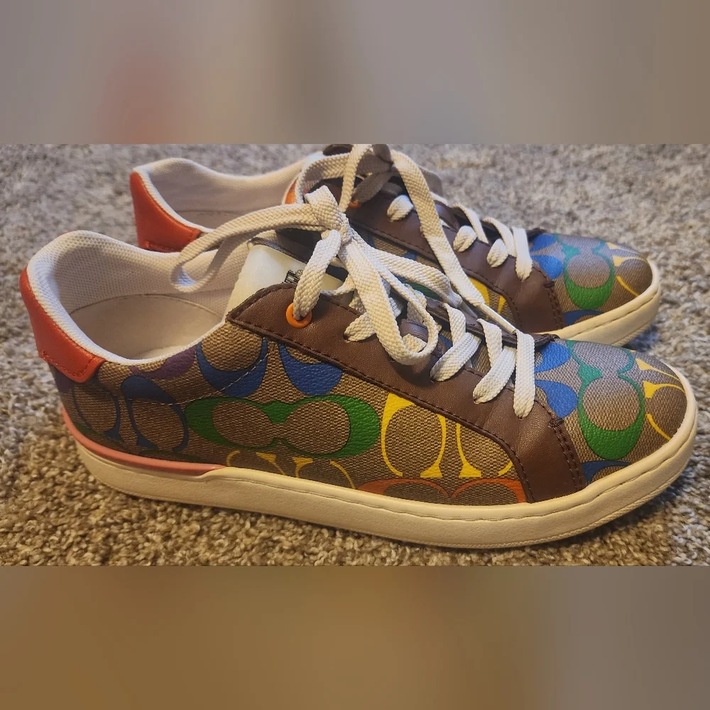 Coach Sneakers Rainbow Signature
